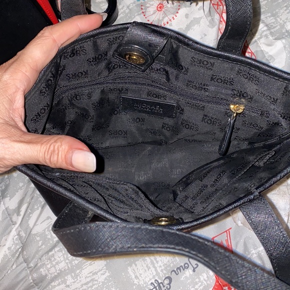 MK small black purse - Picture 2 of 4